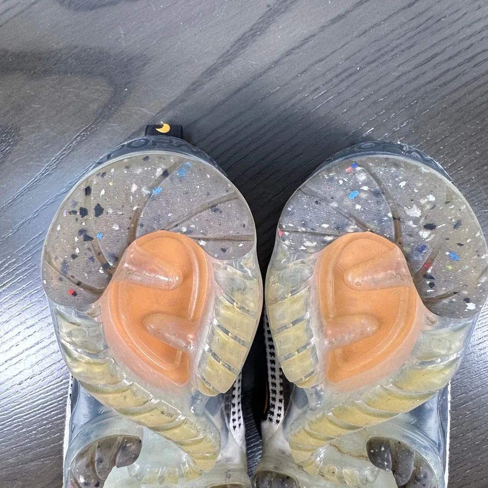 Nike Air Vapormax 2021 Flyknit Kids Running Shoes 4Y Grey Orange DB1550-004